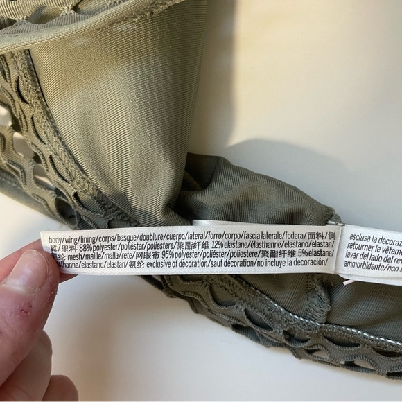 PINK Victoria’s Secret Ultimate Olive Green Mesh Racerback Sports Bra Medium - Picture 8 of 9